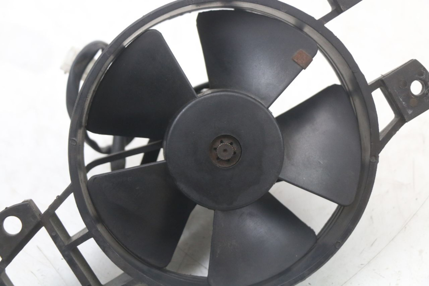 photo de VENTILATEUR PIAGGIO MP3 LT 400 (2007 - 2012) - Détail de la pièce
