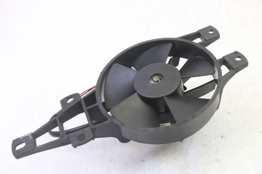 photo de VENTILATEUR PIAGGIO MP3 RL 250 (2006 - 2010) - Détail de la pièce