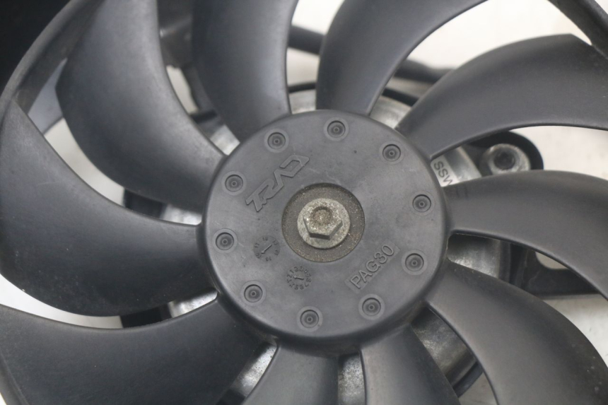 photo de VENTILATEUR YAMAHA MT-07 MT07 ABS 700 (2014 - 2017) - Détail de la pièce