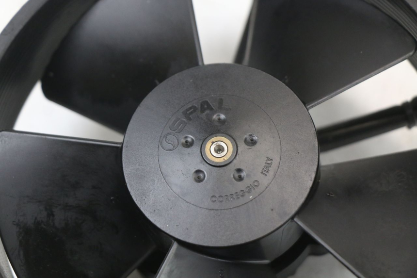 photo de VENTILATEUR MOTO GUZZI NORGE 8V GT 1200 (2011 - 2016) - Zoom état d’usage