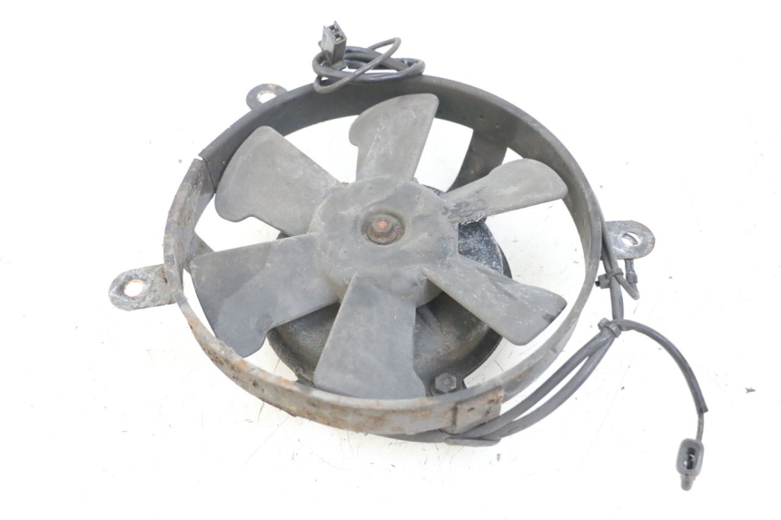 photo de VENTILATEUR HONDA NTV DEAUVILLE 650 (1998 - 2001) - Gros plan technique
