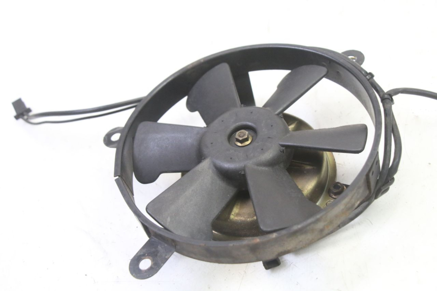 photo de VENTILATEUR HONDA NTV DEAUVILLE 650 (2001 - 2006) - Détail de la pièce