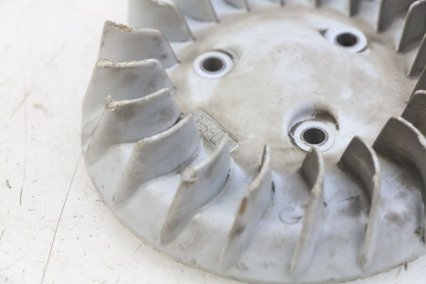 photo de VENTILATEUR MBK OVETTO 2T 50 (2007 - 2017) - Autre angle de vue