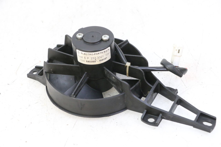 photo de VENTILATEUR PIAGGIO MP3 125 (2006 - 2014) - Zoom état d’usage