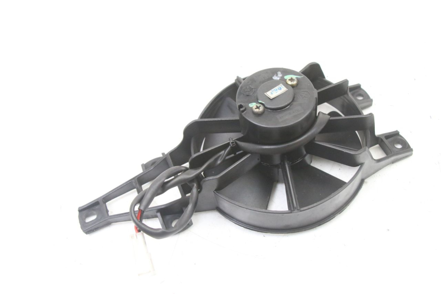 photo de VENTILATEUR PIAGGIO MP3 LT 400 (2007 - 2012) - Zoom état d’usage