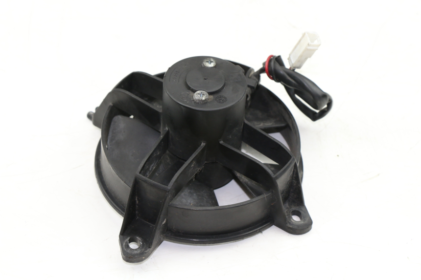 photo de VENTILATEUR PIAGGIO VESPA GRANTURISMO 125 (2003 - 2007) - Autre angle de vue