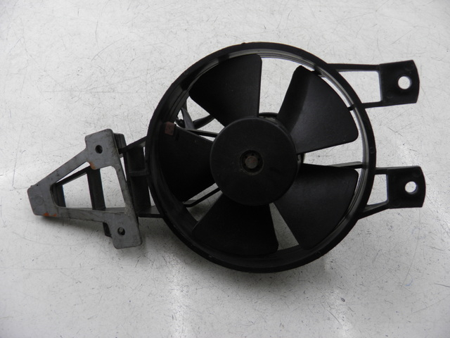 photo de VENTILATEUR PIAGGIO XEVO - X EVO 125 (2010 - 2015) - Vue principale