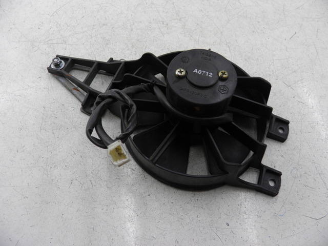 photo de VENTILATEUR PIAGGIO XEVO - X EVO 125 (2010 - 2015) - Gros plan technique