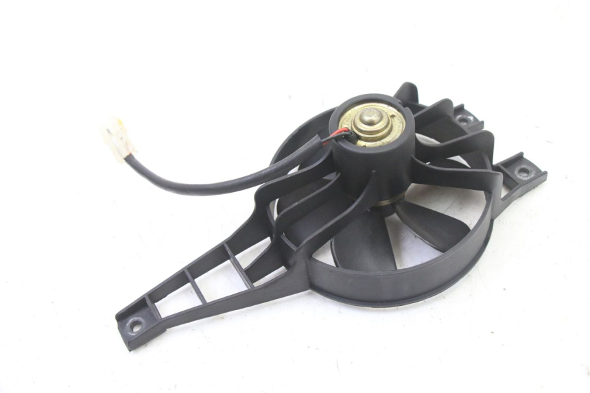 photo de VENTILATEUR PEUGEOT SATELIS 125 (2013 - 2018) - Autre angle de vue