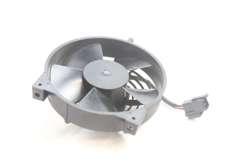 photo de VENTILATEUR APRILIA SCARABEO GT 125 (1999 - 2007) - Détail de la pièce