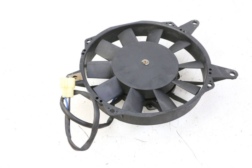 photo de VENTILATEUR TRIUMPH SPRINT 900 (1995 - 1998) - Zoom état d’usage