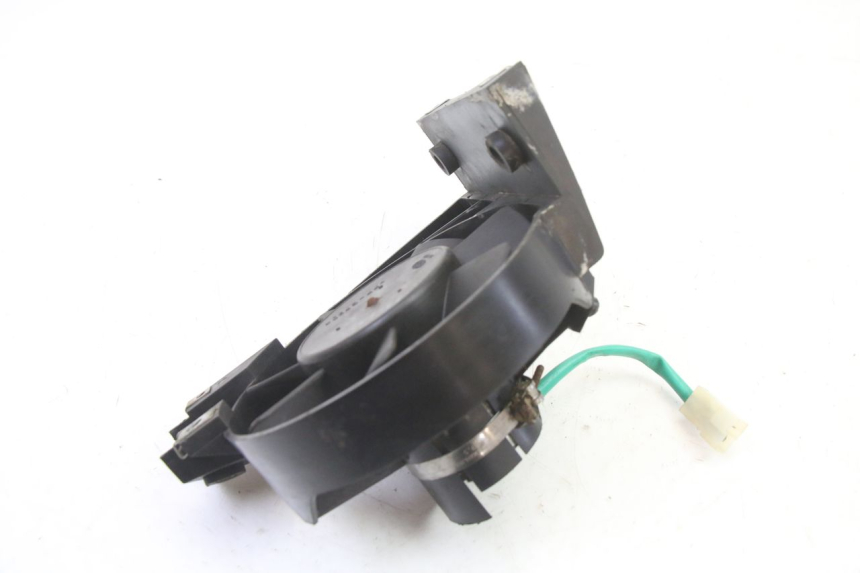 photo de VENTILATEUR PIAGGIO SUPER LX 125 (2000 - 2003) - Zoom état d’usage