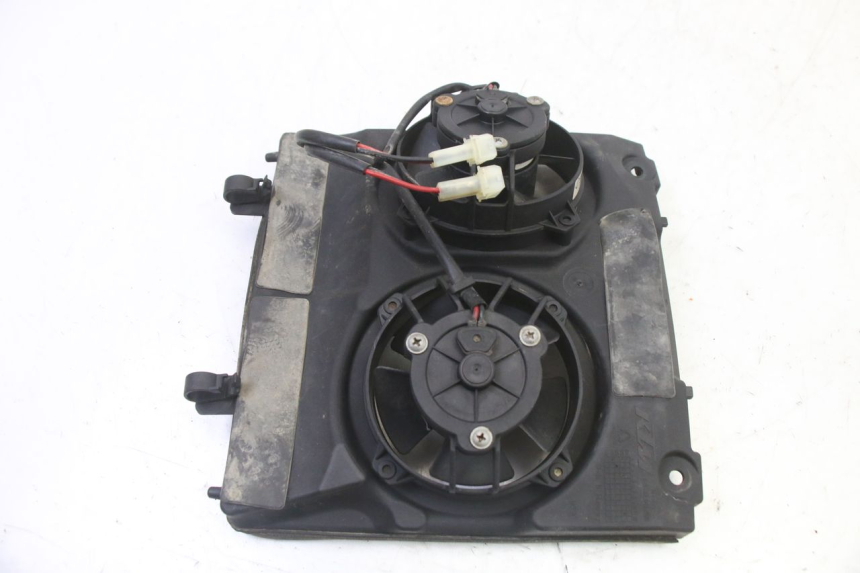 photo de VENTILATEUR KTM SUPERENDURO R 950 (2005 - 2009) - Gros plan technique