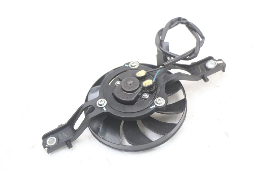 photo de VENTILATEUR SUZUKI BURGMAN 125 (2018 - 2021) - Gros plan technique