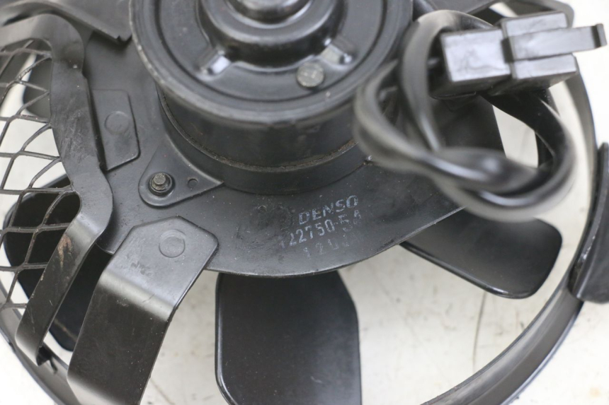 photo de VENTILATEUR SUZUKI SV N 650 (1999 - 2002) - Détail de la pièce