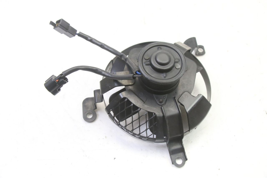 photo de VENTILATEUR SUZUKI SV S 650 (2003 - 2009) - Autre angle de vue