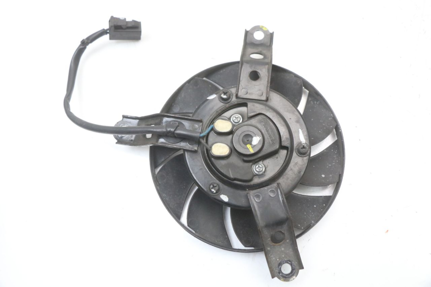 photo de VENTILATEUR YAMAHA XMAX X-MAX ABS 125 (2017 - 2020) - Zoom état d’usage