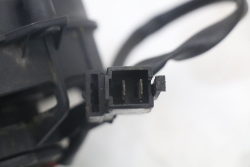 photo de VENTILATEUR YAMAHA XMAX X-MAX 125 (2006 - 2009) - Autre angle de vue