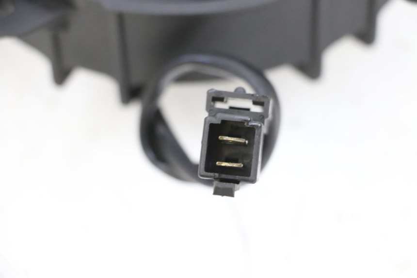 photo de VENTILATEUR YAMAHA X-MAX XMAX 125 (2010 - 2013) - Autre angle de vue