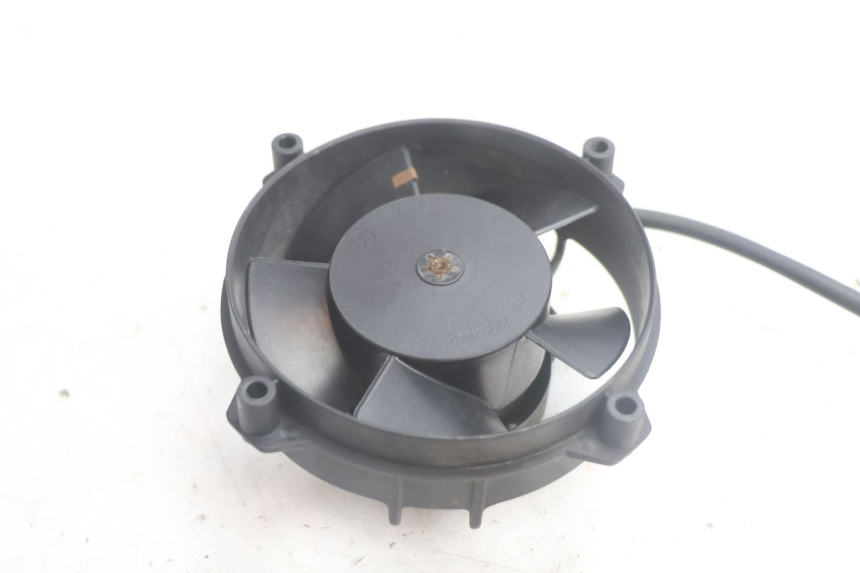 photo de VENTILATEUR YAMAHA XMAX X-MAX 125 (2006 - 2009) - Détail de la pièce