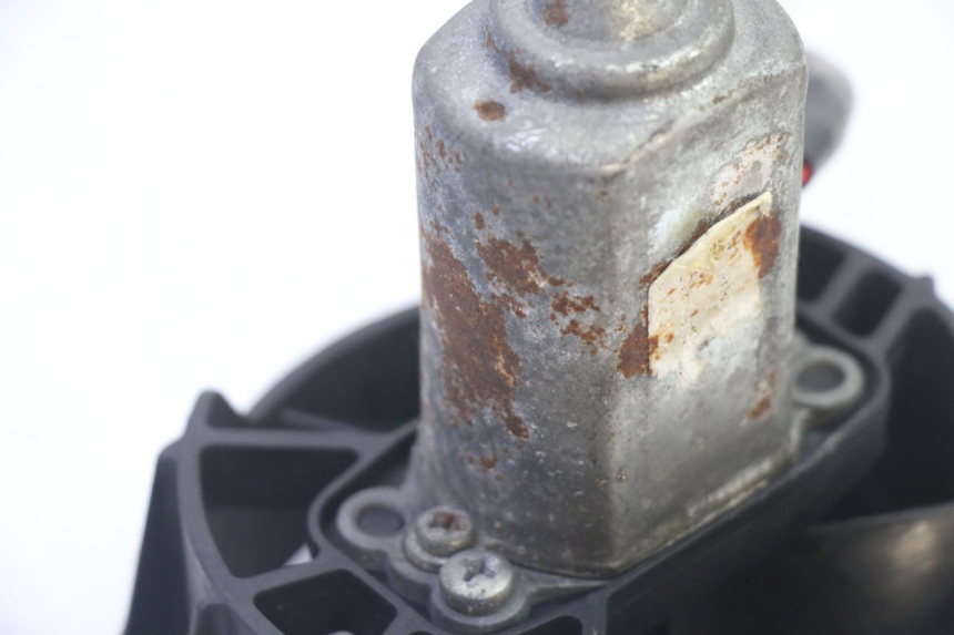 photo de VENTILATEUR PIAGGIO X9 EVOLUTION 125 (2003 - 2007) - Gros plan technique