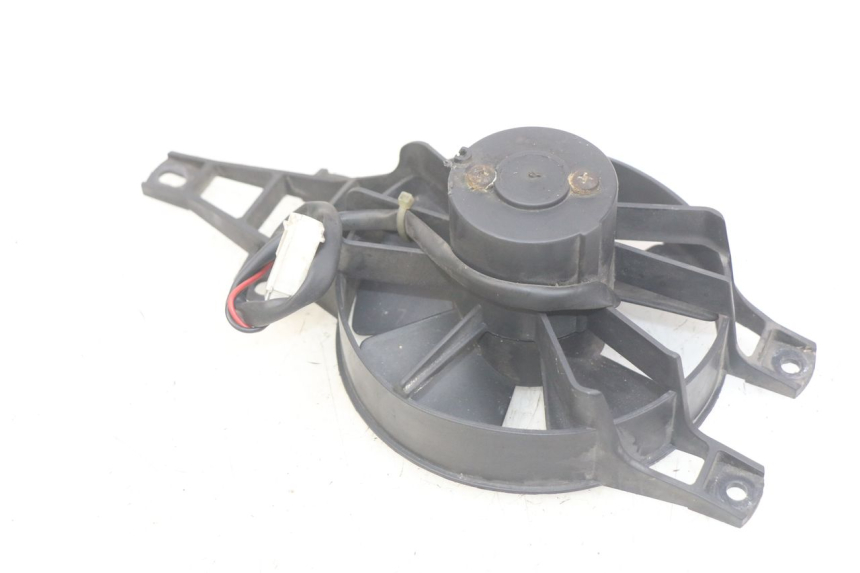 photo de VENTILATEUR PIAGGIO XEVO - X EVO 125 (2007 - 2017) - Autre angle de vue
