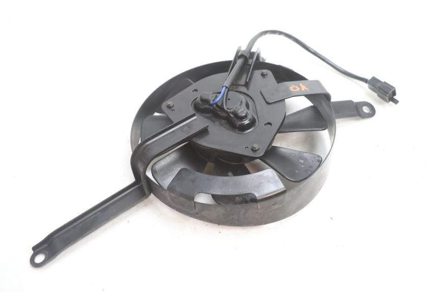 photo de VENTILATEUR KAWASAKI ZX-6R ZX6R 600 (2000 - 2002) - Autre angle de vue