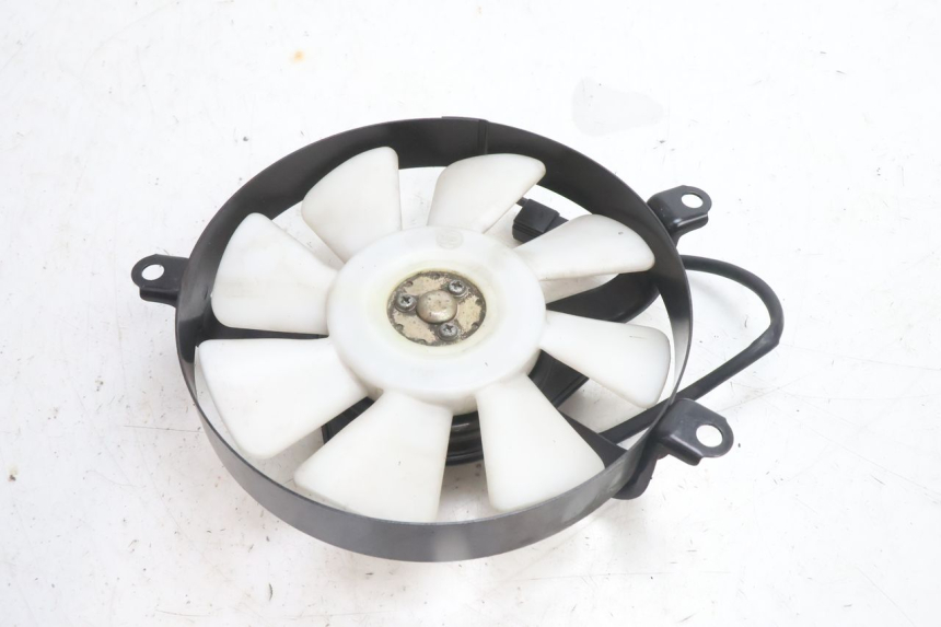 photo de VENTILATEUR KAWASAKI ZZR 600 (1995 - 2004) - Vue principale