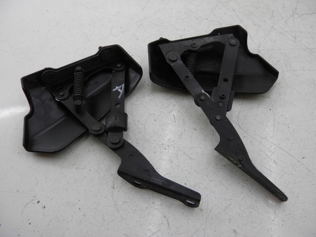 photo de VERIN COFFRE PIAGGIO MP3 RL 125 (2006 - 2014) - Zoom état d’usage