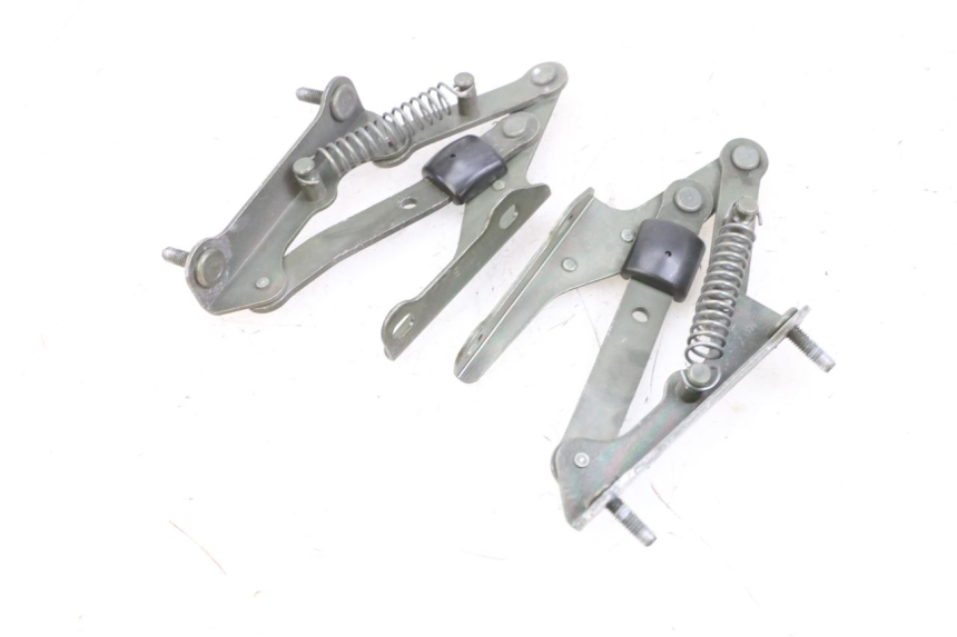 photo de VERIN COFFRE PIAGGIO X8 125 (2004 - 2007) - Détail de la pièce