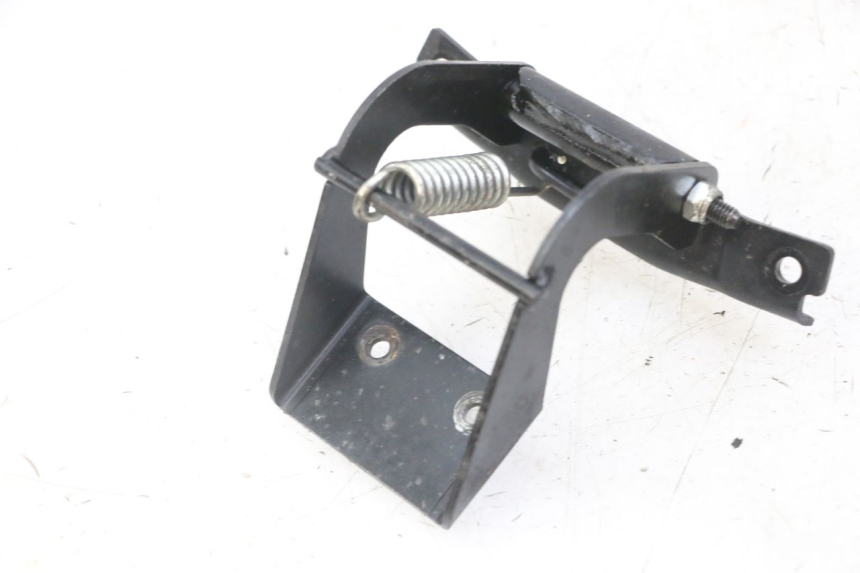 photo de VERIN SELLE PEUGEOT JET FORCE CARBU 50 (2003 - 2016) - Autre angle de vue