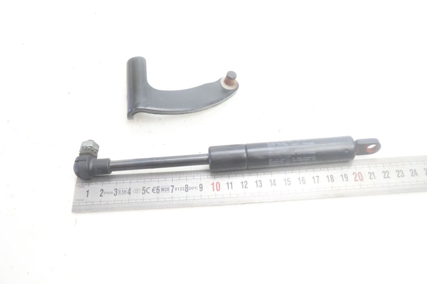 photo de VERIN SELLE PIAGGIO MP3 500 (2016 - 2018) - Autre angle de vue