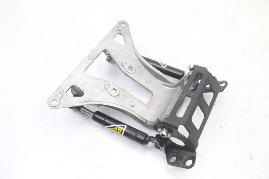 photo de VERIN SELLE YAMAHA YP T-MAX TMAX 530 (2017 - 2020) - Autre angle de vue