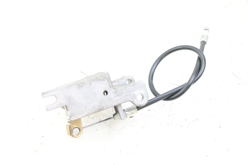 photo de VERROUILLAGE SELLE KYMCO AGILITY 4T 50 (2018 - 2022) - Zoom état d’usage