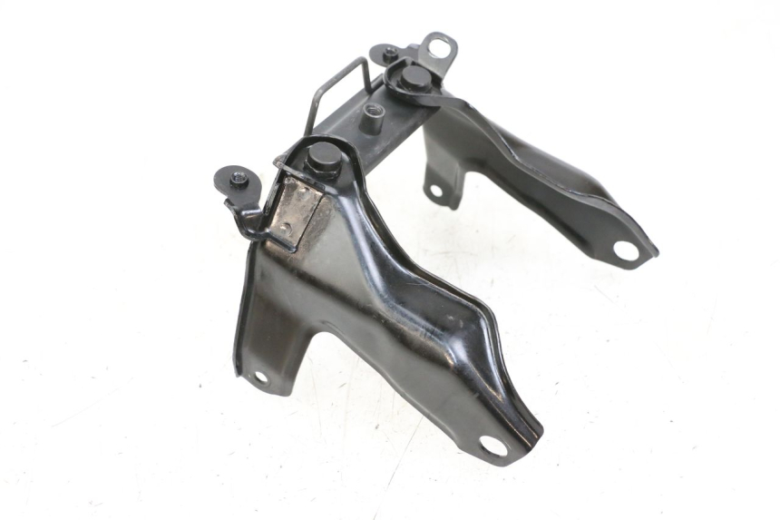 photo de VERROUILLAGE SELLE HUSQVARNA SVARTPILEN 401 (2018 - 2023) - Zoom état d’usage