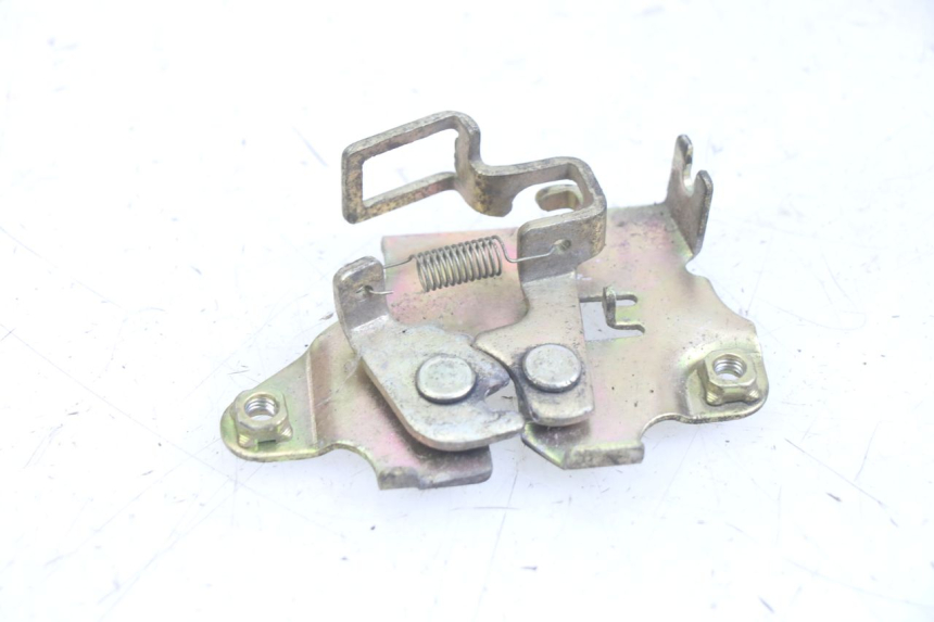 photo de VERROUILLAGE SELLE SYM ORBIT 2 TS 2T 50 (2011 - 2016) - Vue principale