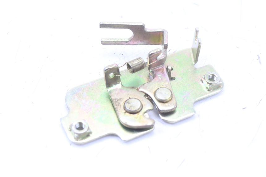 photo de VERROUILLAGE SELLE SYM X-PRO 4T 50 (2014 - 2021) - Détail de la pièce