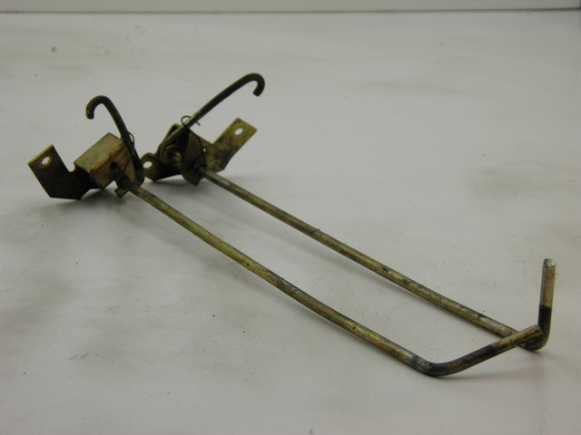 photo de VERROUILLAGE TRAPPE PIAGGIO VESPA PX 125 (1997 - 2007) - Zoom état d’usage