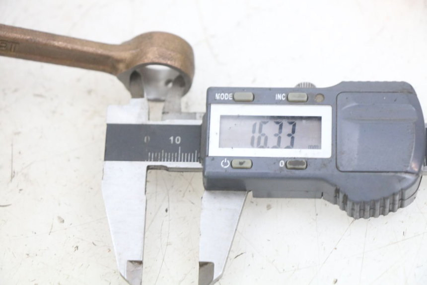 photo de VILEBREQUIN KYMCO AGILITY NAKED RENOUVO 2T 50 (2011 - 2018) - Zoom état d’usage