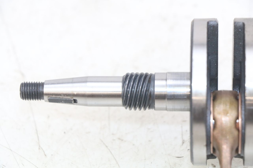 photo de VILEBREQUIN KYMCO AGILITY NAKED RENOUVO 2T 50 (2011 - 2018) - Points de fixation