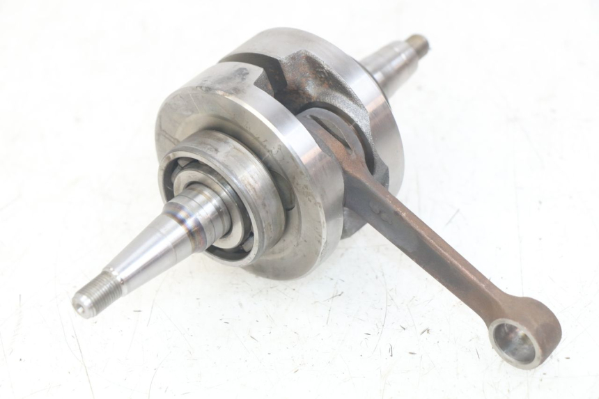 photo de VILEBREQUIN DERBI GPR 50 (2004 - 2009) - Autre angle de vue