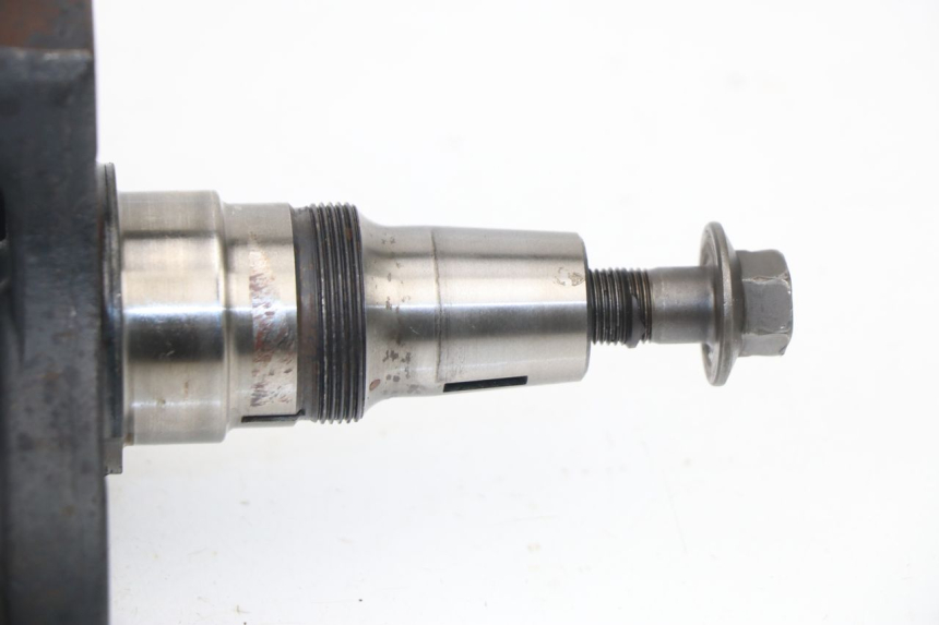 photo de VILEBREQUIN SUZUKI DR DJEBEL 600 (1985 - 1990) - Gros plan technique