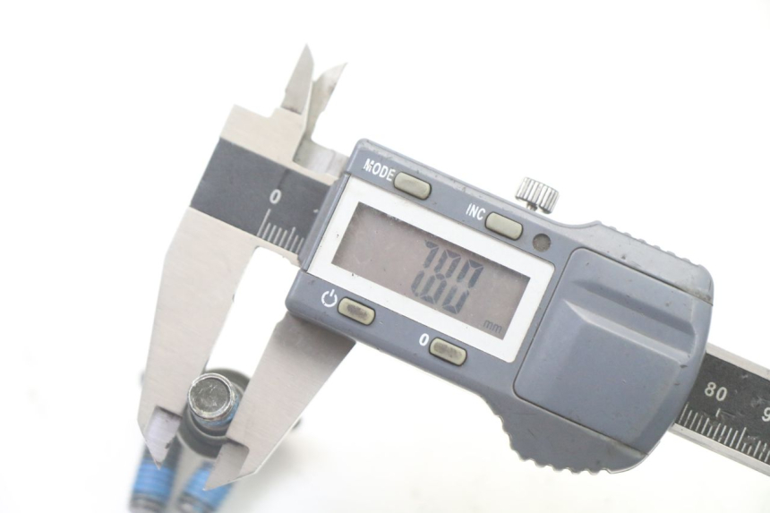 photo de VIS DISQUE DE FREIN KYMCO AGILITY 4T 50 (2005 - 2018) - Gros plan technique