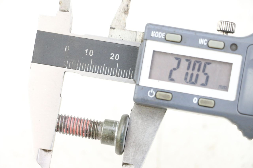 photo de Brake disc bolt KYMCO AGILITY RS 4T 50 (2009 - 2013) - Zoom état d’usage