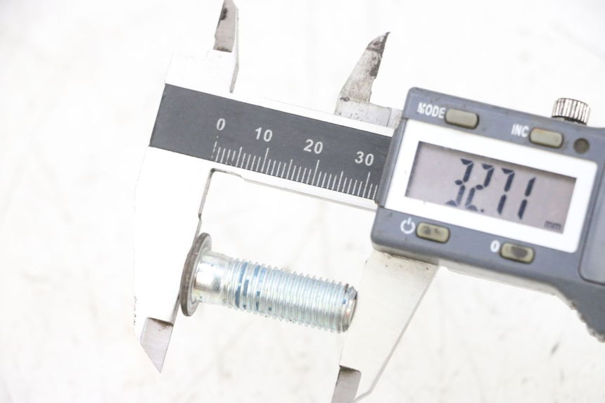 photo de VIS DISQUE DE FREIN MBK BOOSTER SPIRIT NAKED 50 (2004 - 2017) - Autre angle de vue