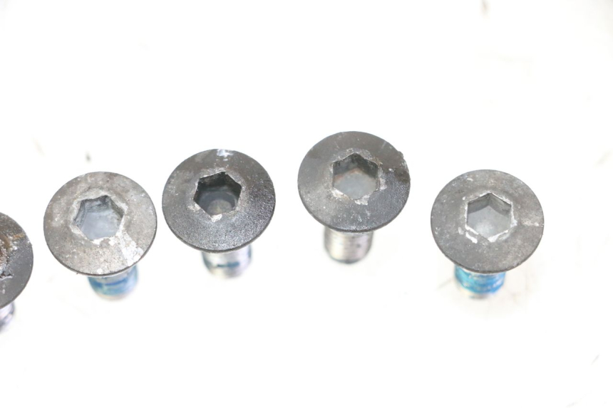 photo de VIS DISQUE DE FREIN SUZUKI BURGMAN 125 (2007 - 2014) - Vue d’ensemble