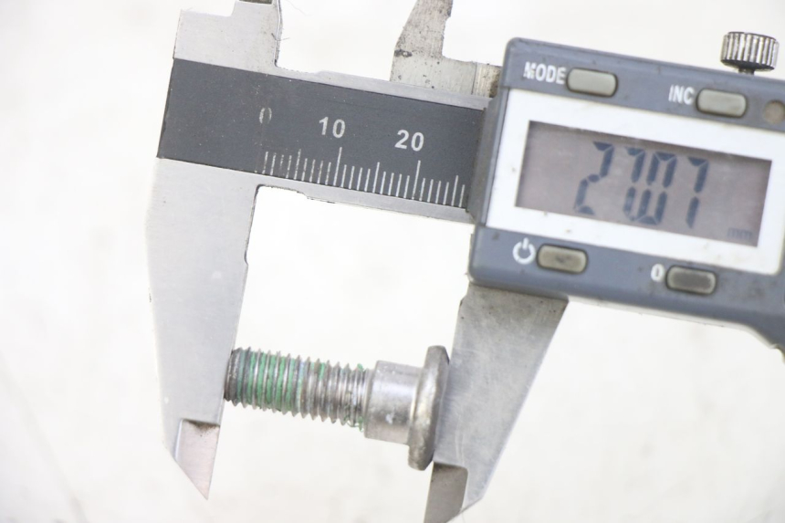 photo de VIS DISQUE DE FREIN HONDA CA REBEL 125 (1995 - 2001) - Zoom état d’usage