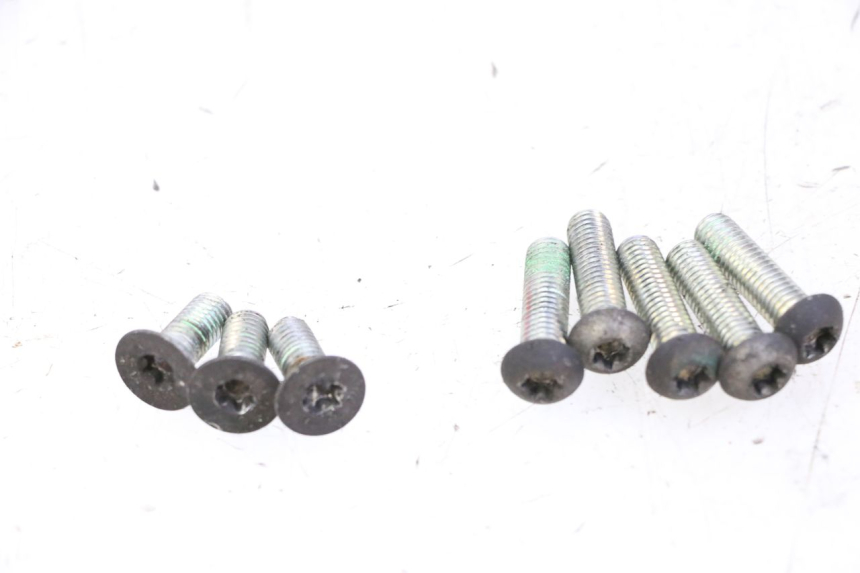 photo de VIS DISQUE DE FREIN PEUGEOT CITYSTAR 50 (2013 - 2017) - Vue principale