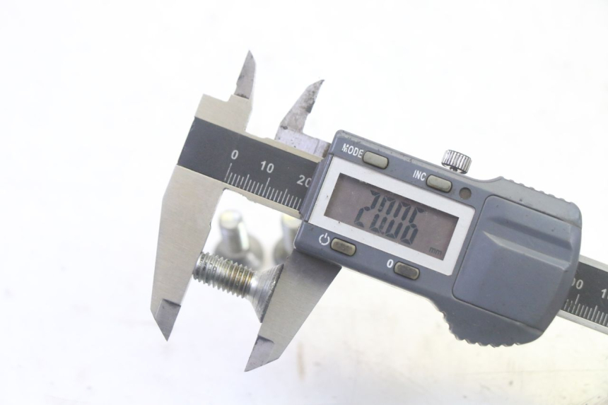 photo de VIS DISQUE DE FREIN PEUGEOT CITYSTAR 50 (2013 - 2017) - Autre angle de vue