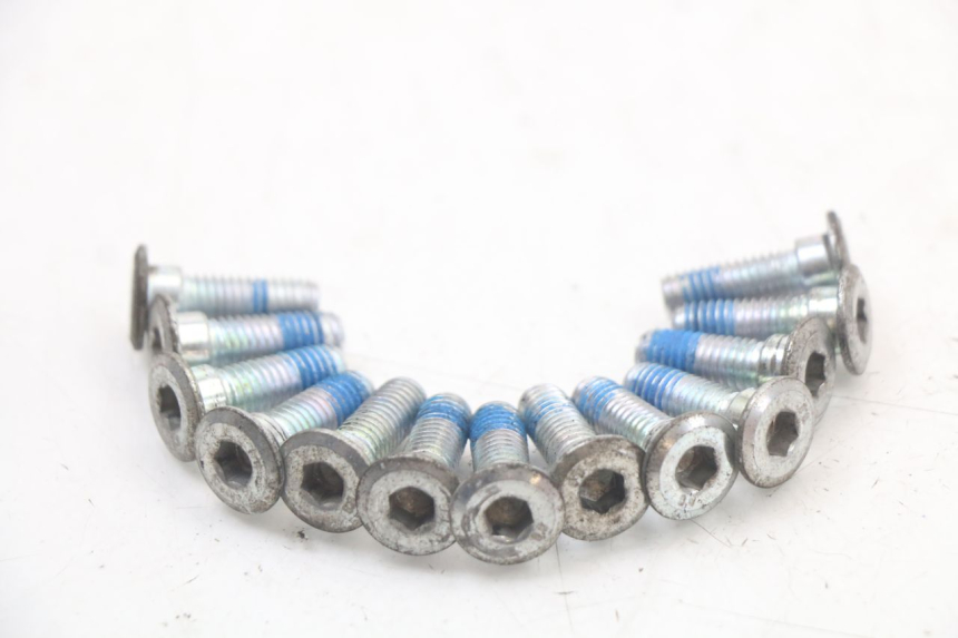 photo de VIS DISQUE DE FREIN EBROH BRAVO GLE 1 (2020 - 2024) - Détail de la pièce